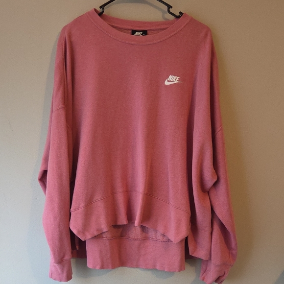 Nike Tops - Nike Pink Oversized Sweater